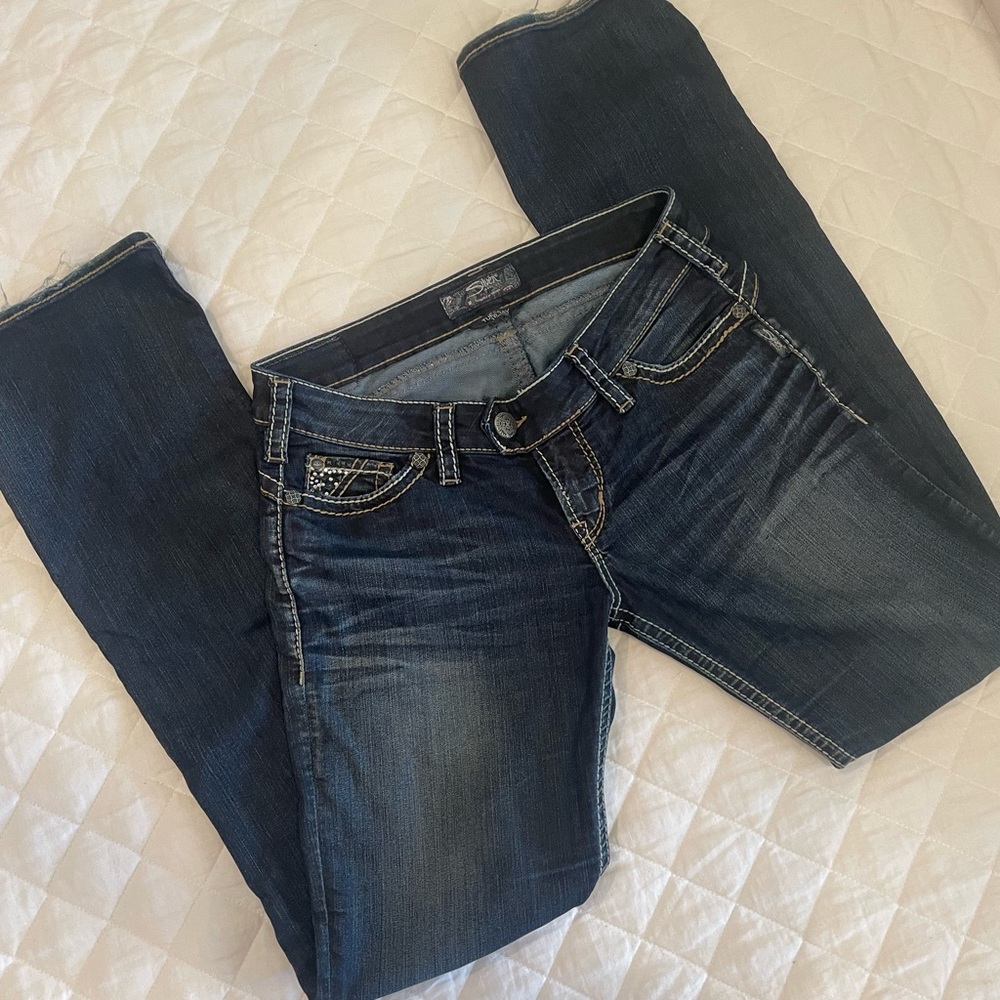 Silver Jeans. Tuesday Style